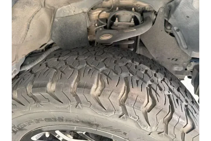 $29977 : Toyota Tundra 2018 4x2 SR5 4 image 6