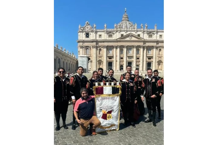 ESTUDIANTINA MISA, SERENATAS image 1