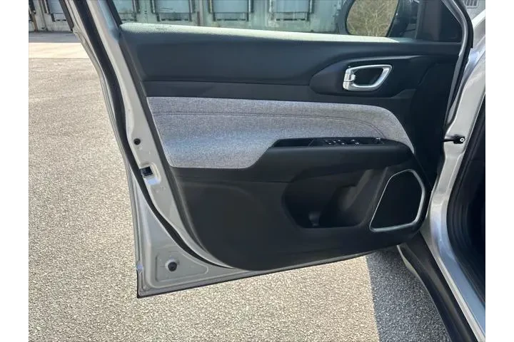 $24120 : Jeep Compass 2025 4x4 Latitu image 10