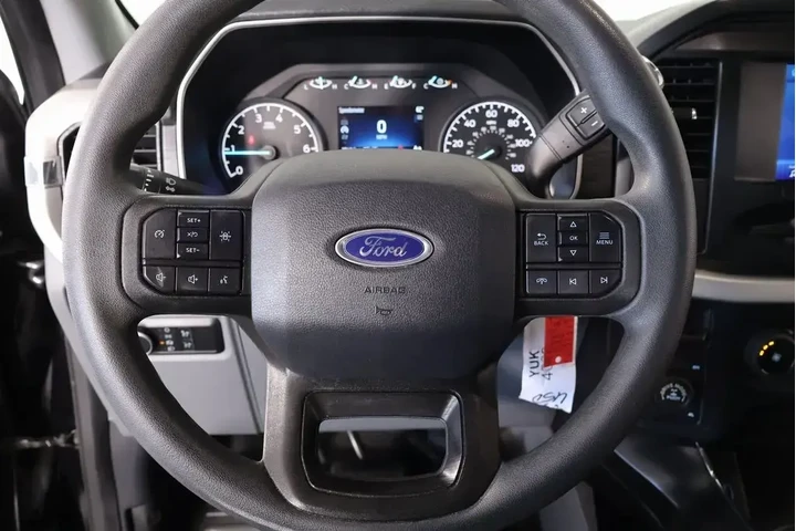 $29203 : Ford F-150 2021 4x4 XL 4dr S image 3