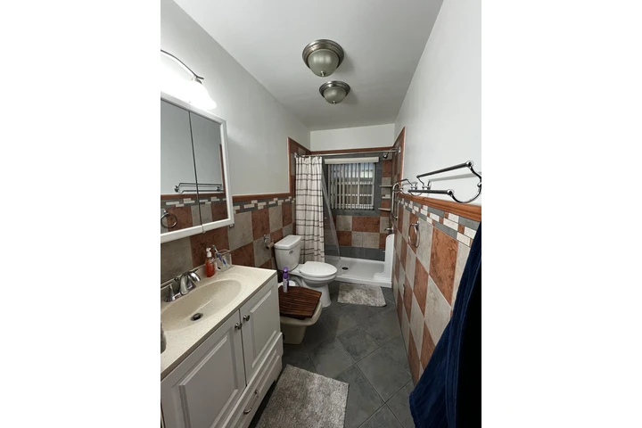 $1400 : Se renta habitación image 9