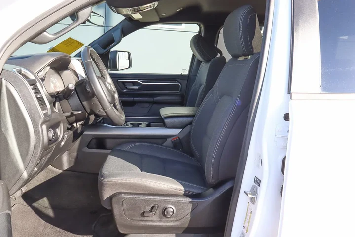 $35988 : 2024 1500 Lone Star 4x4 Crew image 7