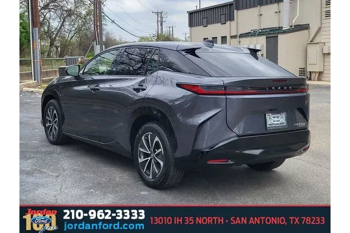 $32467 : Lexus RZ 450e 2024 AWD Premi image 3