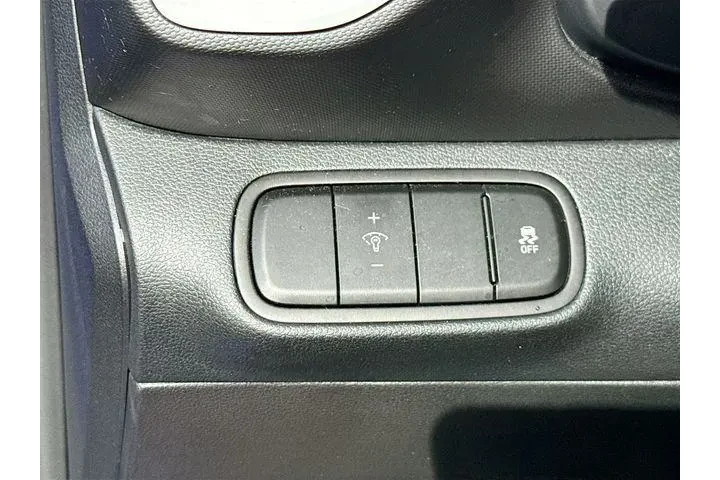 $18000 : Hyundai VENUE 2024 Limited 4 image 10