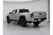 $31998 : Toyota Tacoma 2022 4x2 SR5 V thumbnail