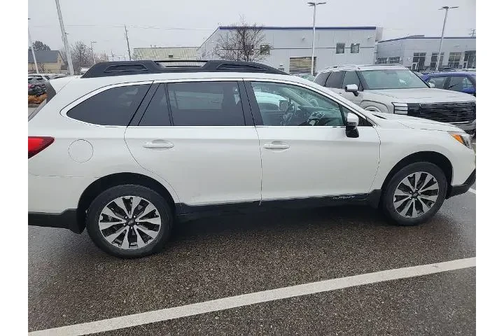 $15000 : Subaru Outback 2017 AWD 2.5i image 5