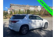 $33939 : Chevrolet Traverse 2023 High thumbnail