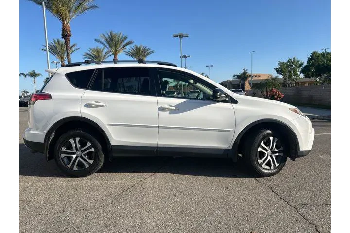 $18995 : Toyota RAV4 2018 LE 4dr SUV image 6