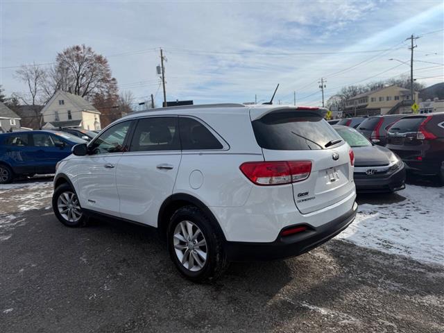 $10990 : 2016 Sorento image 5