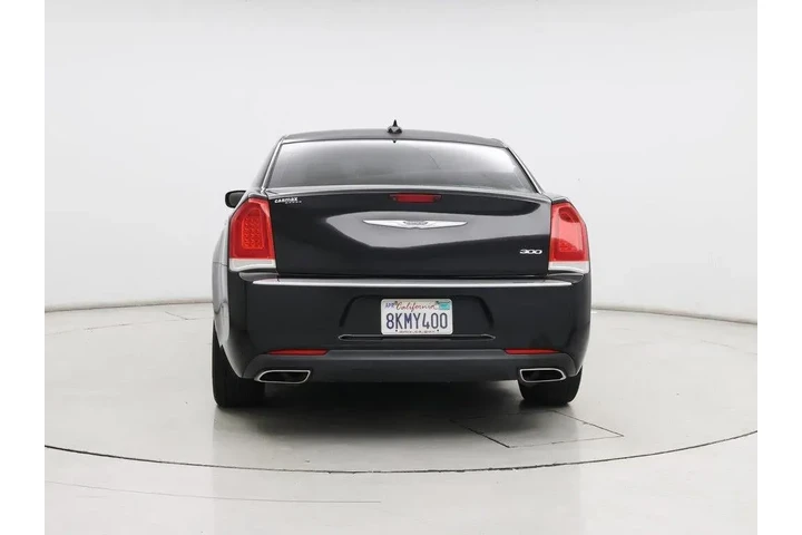 $19998 : Chrysler 300 2019 Limited 4d image 6