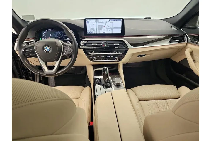 $31998 : BMW 5 Series 2023 530i 4dr S image 9