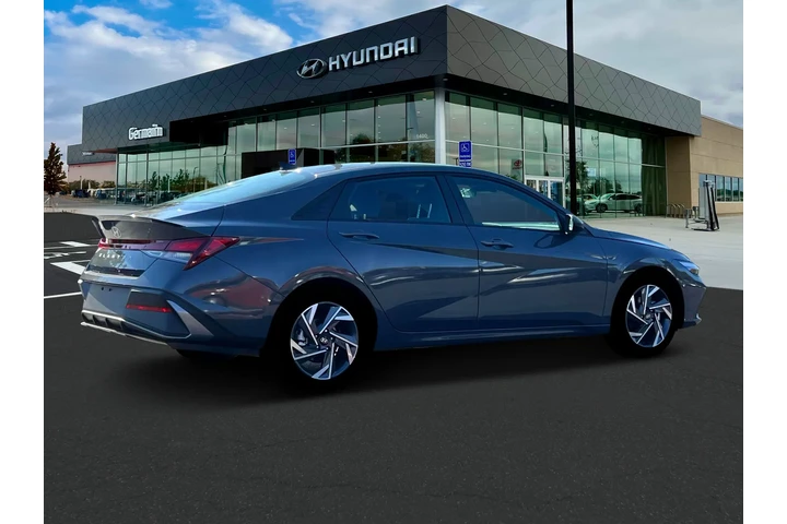 $24014 : Hyundai ELANTRA 2025 SEL Spo image 8