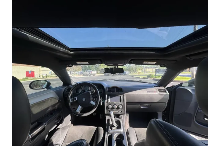 $19999 : 2010 Challenger SRT8 image 10