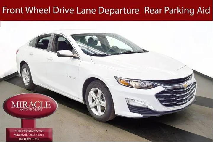$17994 : Chevrolet Malibu 2024 LT 4dr image 1