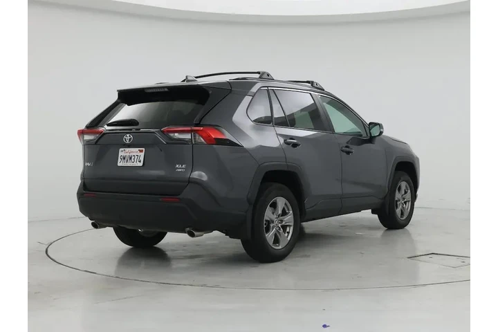 $35998 : Toyota RAV4 2024 AWD XLE 4dr image 8