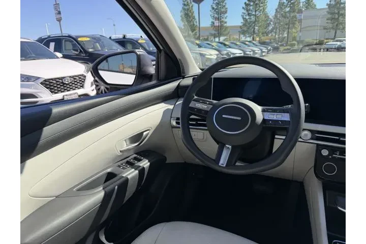 $25991 : Hyundai TUCSON 2025 SEL 4dr image 8