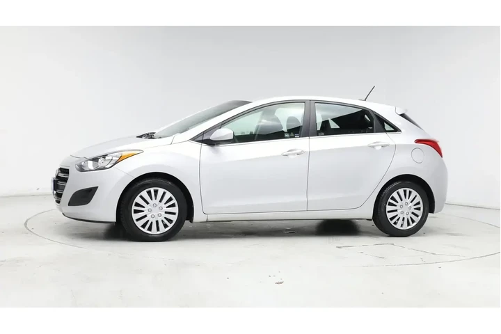 $14998 : Hyundai ELANTRA GT 2017 4dr image 3
