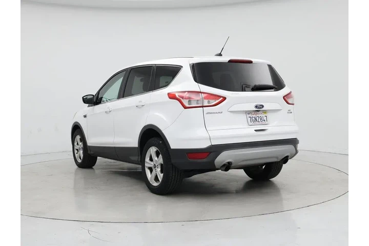 $10998 : Ford Escape 2015 AWD SE 4dr image 2