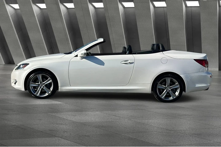 $20500 : Lexus IS 250C 2014 2dr Conve image 8