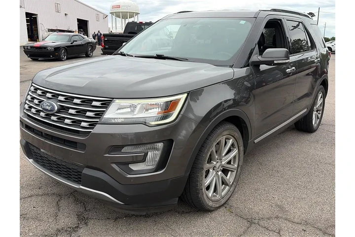 $17941 : Ford Explorer 2017 Limited 4 image 1
