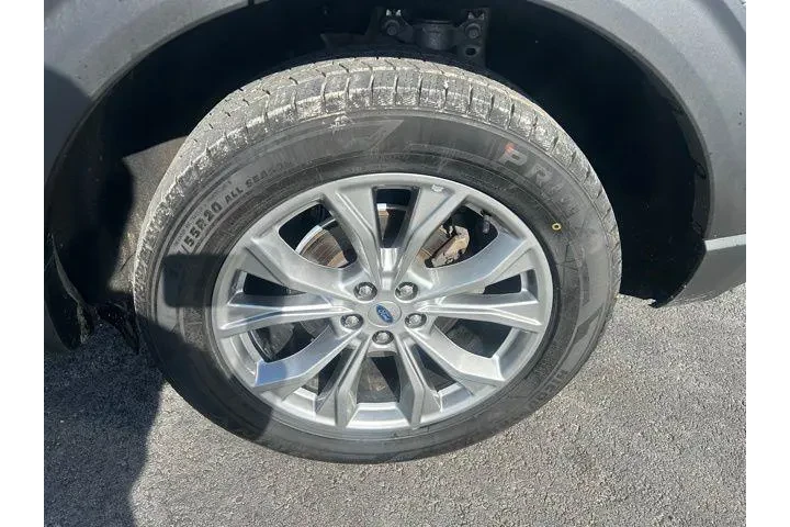 $32995 : Ford Explorer 2023 AWD XLT 4 image 10