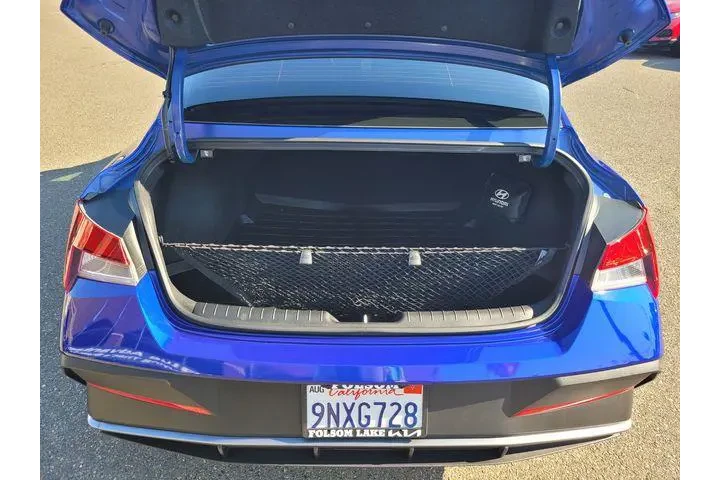 $20722 : Hyundai ELANTRA 2024 SEL 4dr image 8