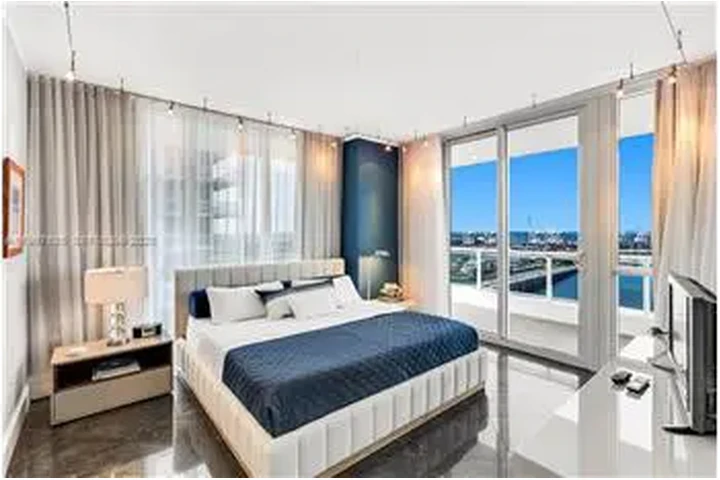 $8500 : Rental property with 2 bedro image 6