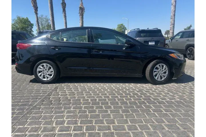 $10995 : Hyundai ELANTRA 2017 image 5