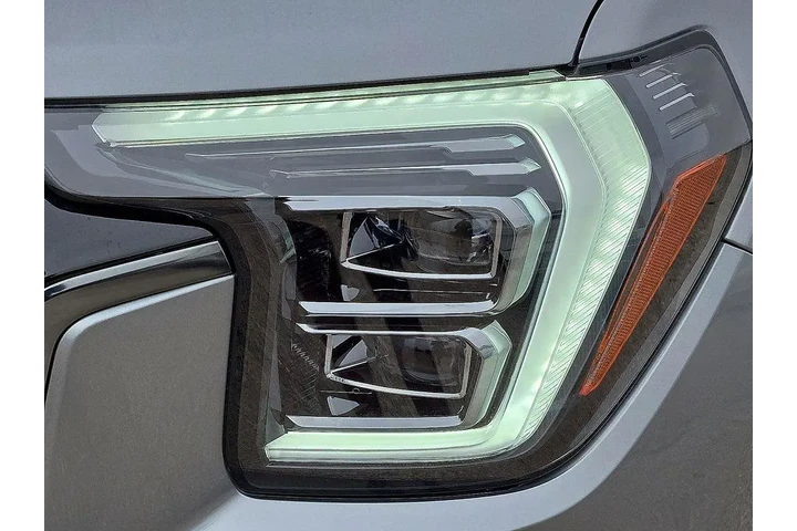 $38995 : GMC Terrain 2026 4x4 AT4 4dr image 8