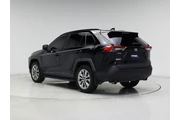 $23998 : Toyota RAV4 2021 XLE Premium thumbnail