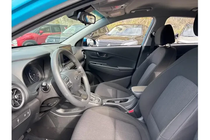 $19898 : Hyundai KONA 2023 AWD SEL 4d image 9