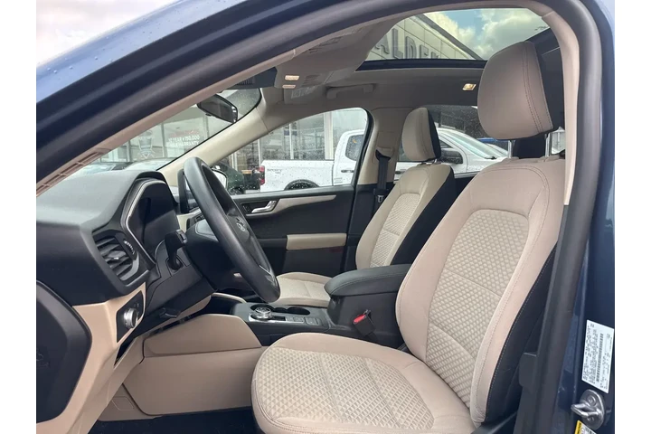 $19500 : Ford Escape 2020 AWD SE 4dr image 8