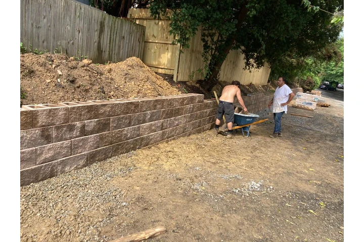 Aguilera Landscaping  Masonry image 7