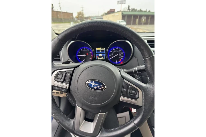 $12750 : 2017 Legacy 2.5i Premium image 10