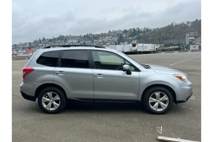 $8988 : 2014 Forester 2.5i Premium image 8