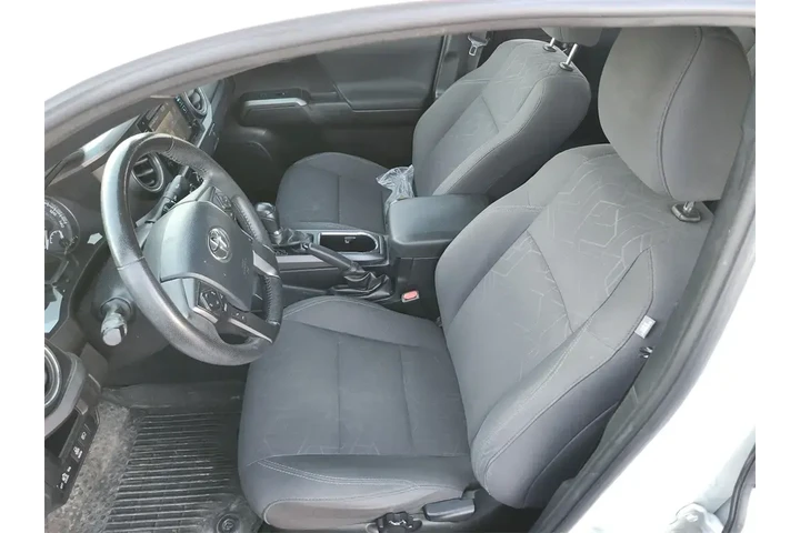 $32000 : Toyota Tacoma 2019 4x4 TRD P image 5