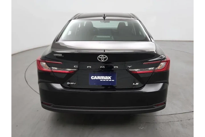 $28998 : Toyota Camry 2025 LE 4dr Sed image 6