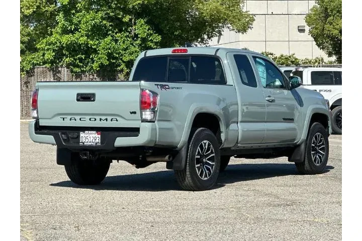 $36990 : Toyota Tacoma 2023 4x2 TRD S image 3
