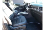 $31996 : Ford Explorer 2022 AWD XLT 4 thumbnail