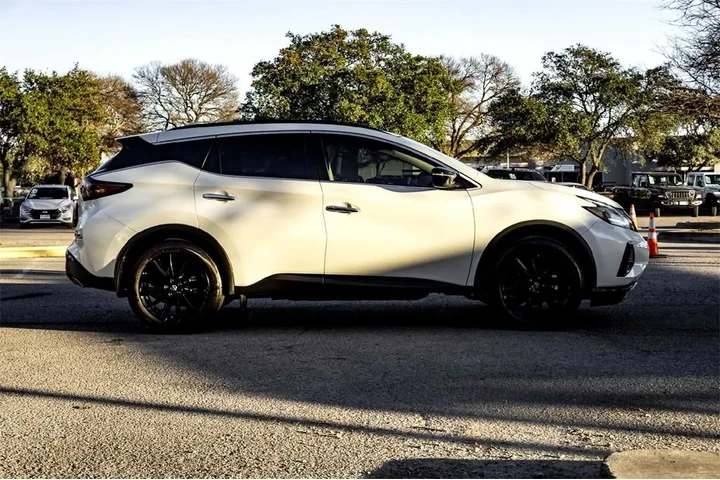 $29998 : Nissan Murano 2024 SV 4dr SU image 4