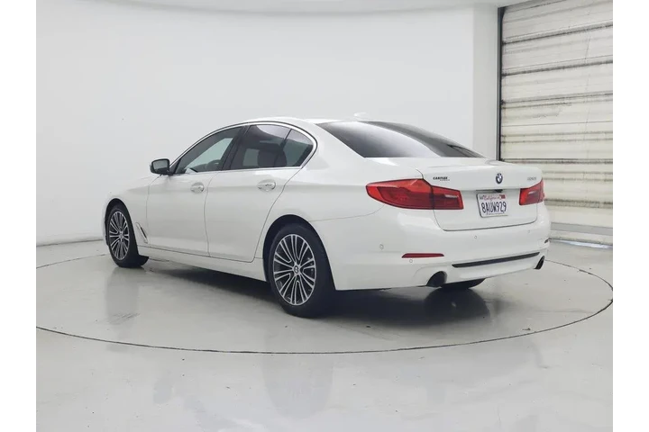 $20998 : BMW 5 Series 2017 530i 4dr S image 2