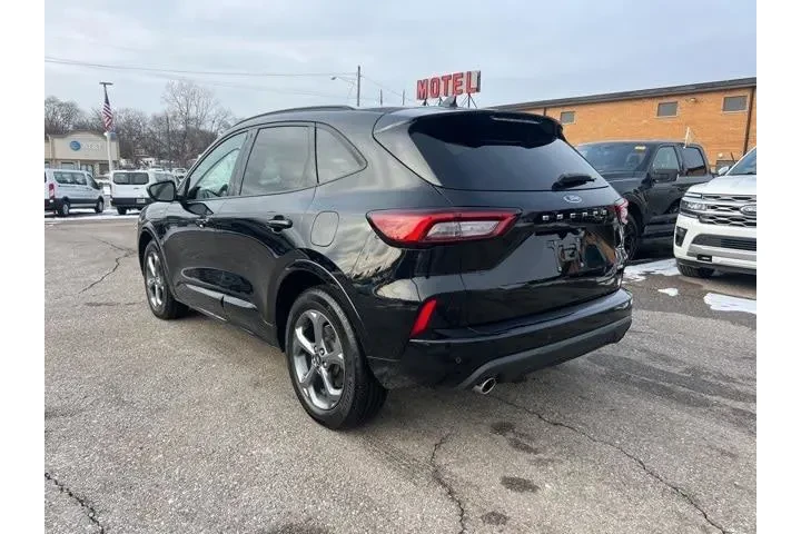 $23950 : Ford Escape 2023 AWD ST-Line image 6