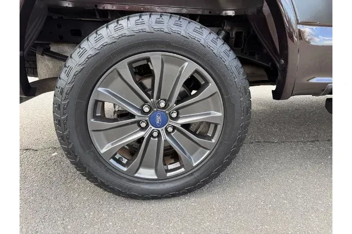 $31700 : Ford F-150 2018 4x4 King Ran image 9