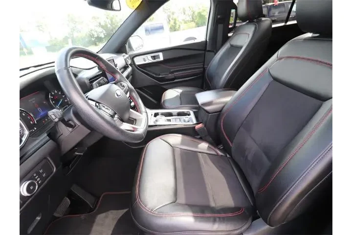 $28989 : Ford Explorer 2022 AWD ST-Li image 2