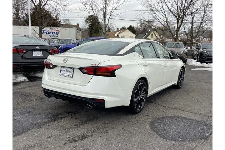 $19487 : Nissan Altima 2025 2.5 SR 4d image 4
