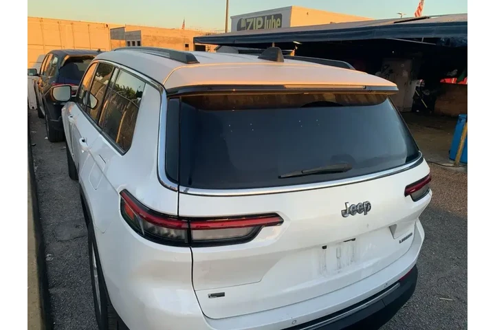 $21777 : Jeep Grand Cherokee L 2023 4 image 9