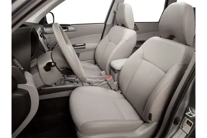 $9750 : Subaru Forester 2013 AWD 2.5 image 8