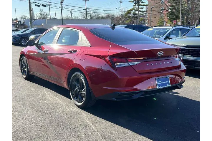 $18954 : Hyundai ELANTRA 2023 SEL 4dr image 5