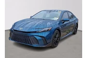 $32987 : Toyota Camry 2025 SE 4dr Sed thumbnail