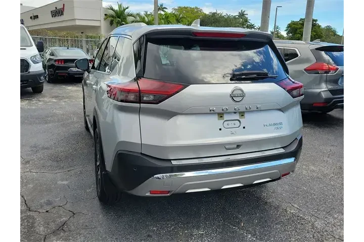 $26590 : Nissan Rogue 2023 AWD Platin image 4
